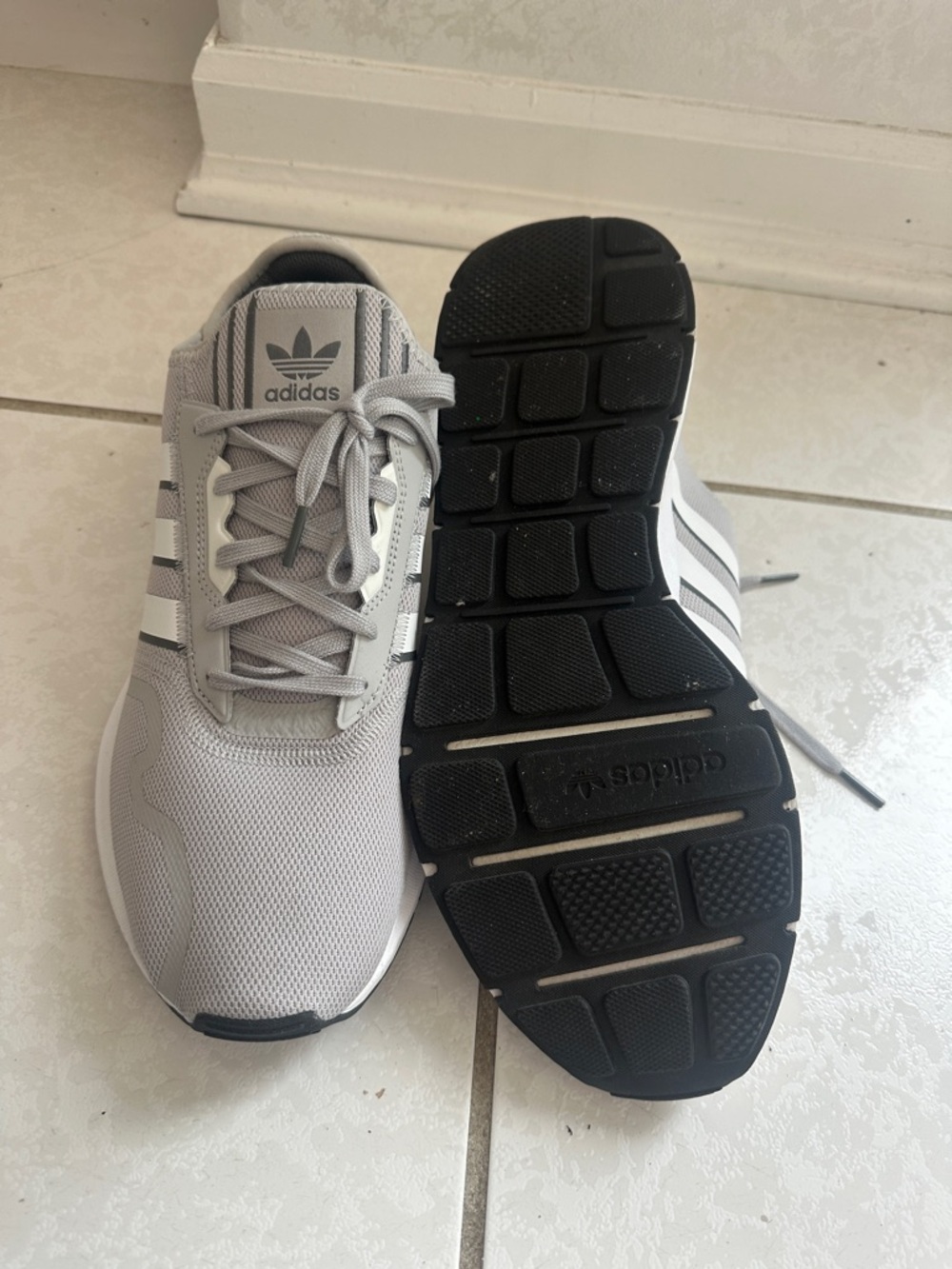 adidas Light Gray & White Men's Athletic Sneakers - Picture 3 of 3